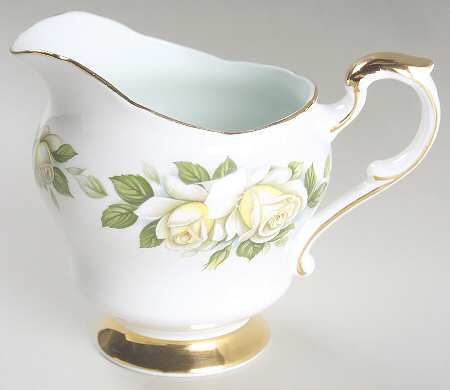 Six World Famous Roses (Older) Creamer