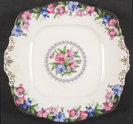 Sweet Pea Square Cake Plate