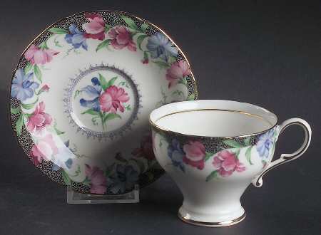 Sweet Pea Footed Cup & Saucer Set