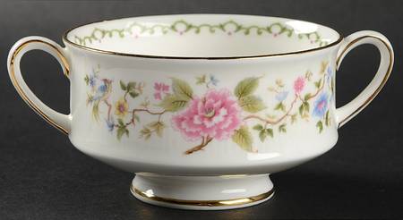 Tay San Footed Cream Soup Bowl & Saucer Set