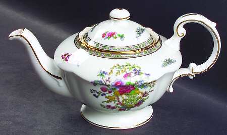 Tree of Kashmir (Gold Trim, Scalloped) Mini Teapot & Lid