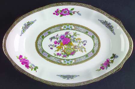 Tree of Kashmir (Gold Trim, Scalloped) Pickle Dish