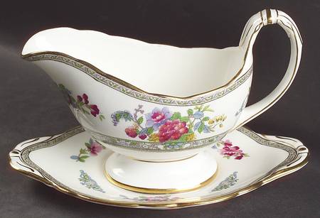 Tree of Kashmir (Gold Trim, Scalloped) Gravy Boat & Underplate
