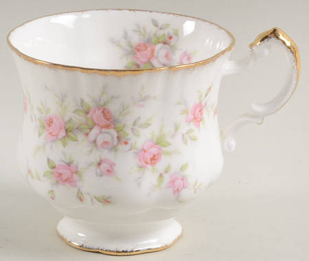 Victoriana Rose Snack Cup