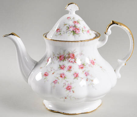 Victoriana Rose Teapot & Lid