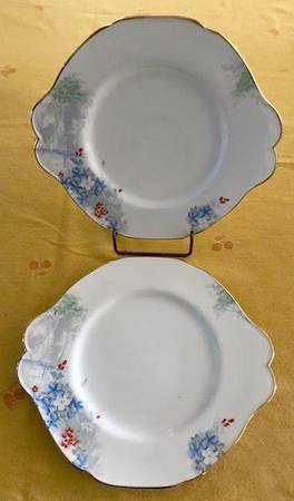 Woodland Bluebell Handled Cake Plate