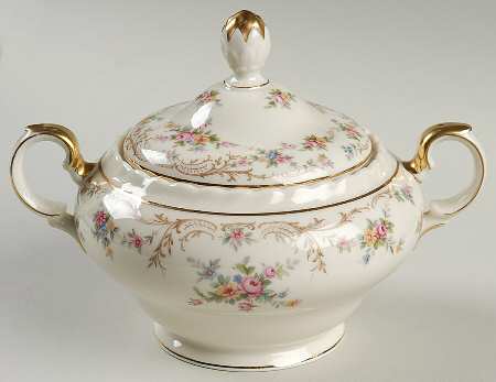 Garden Manor (Cream Background) Sugar Bowl & Lid