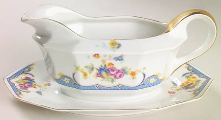 Alpena Gravy Boat with Attached Underplate