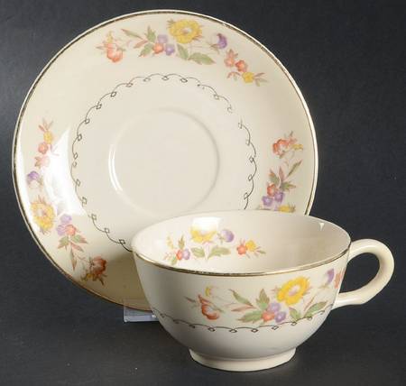 Buttercup Flat Cup & Saucer Set