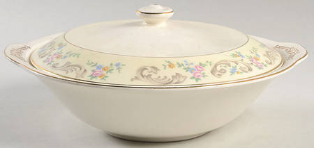 Duchess Round Covered Vegetable