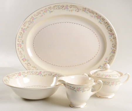 Duchess 5 Piece Hostess Set