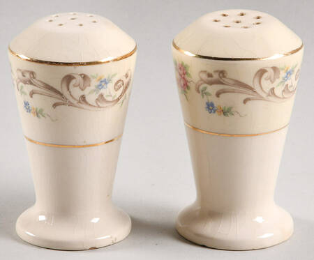 Duchess Salt & Pepper Set