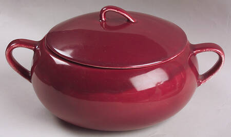 Greenbrier Burgundy Round Covered Vegetable