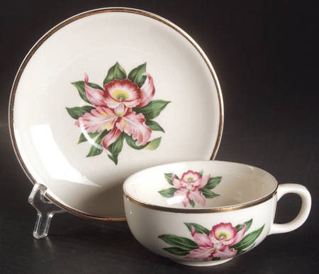 Modern Orchid Flat Cup & Saucer Set