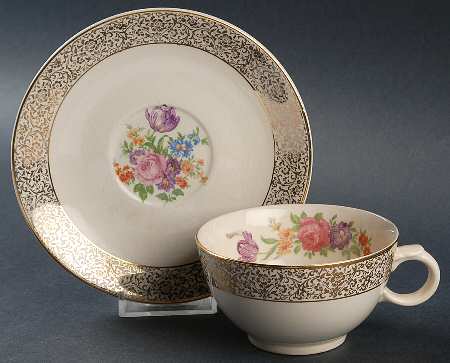 PCP43 Footed Cup & Saucer Set