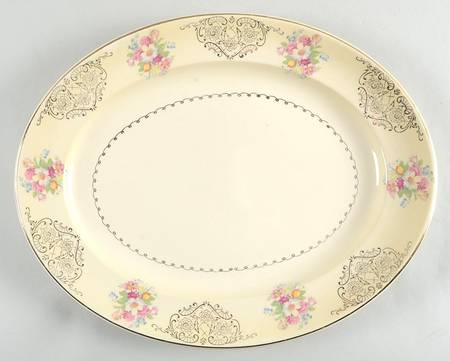 Gold Lynn 15" Oval Serving Platter