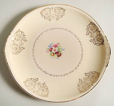 PCP71 Handled Cake Plate