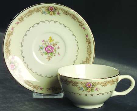 PCP74 Flat Cup & Saucer Set