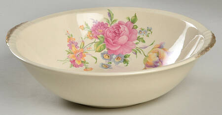 Rosalee 9" Round Vegetable Bowl