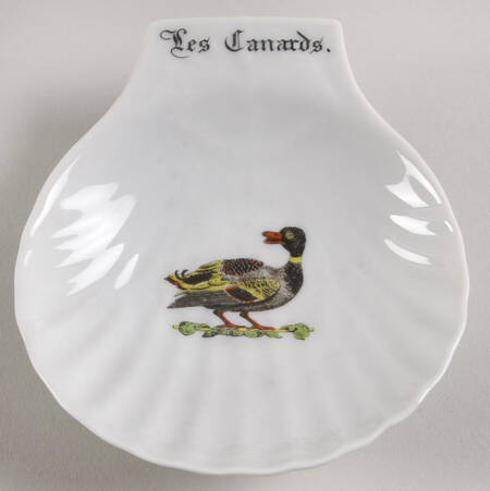 Chambord Shell Shaped Dish