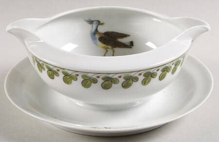 Chambord Gravy Boat with Attached Underplate