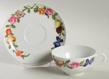 Les Quatre Saisons Flat Cup & Saucer Set