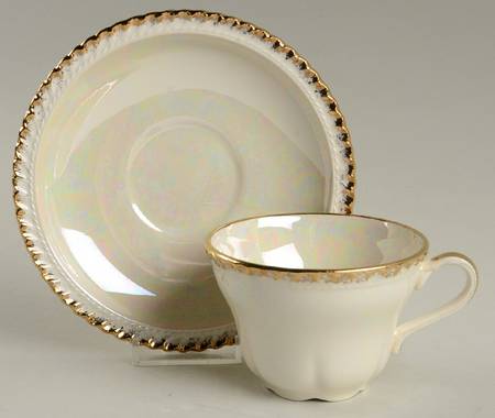 PEA5 Flat Cup & Saucer Set
