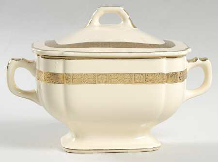 Royal Gold Sugar Bowl & Lid