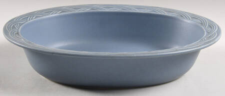 Acadia Bay Blue 11" Oval Baker