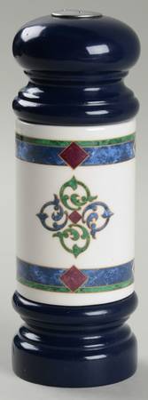 Amalfi Classic Salt Shaker for Mill Set