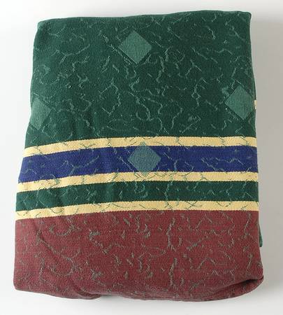 Amalfi Classic 60" X 74" Oval Tablecloth