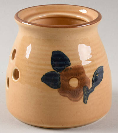 America (Discontinued 1989) Garlic Keeper No Lid