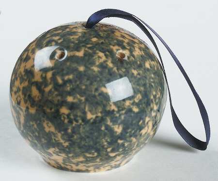 America (Discontinued 1989) Pommander