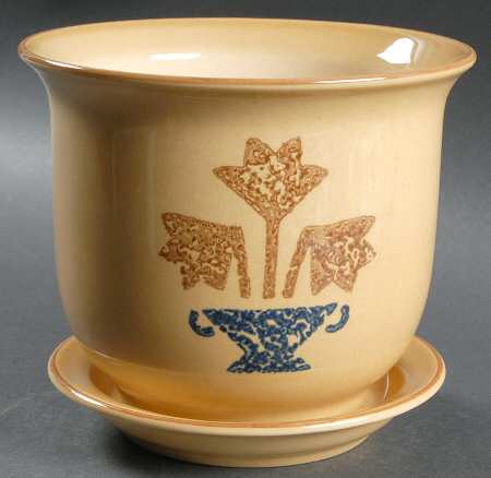 America (Discontinued 1989) 6" Flower Pot & Underplate
