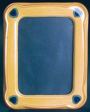 America (Discontinued 1989) Large Picture Frame