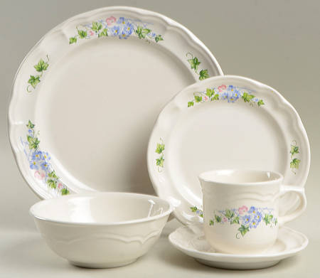 Annabelle 5 Piece Place Setting