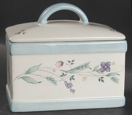 April Kitchen Keeper & Lid