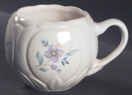 April Sculpted Mug