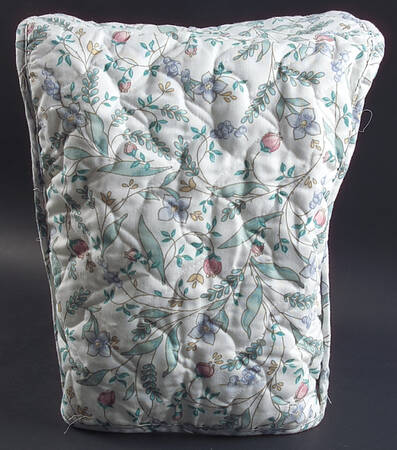 April Cloth Mixer Cover