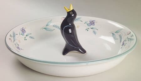 April 10" Pie Baking Plate with Pie Bird