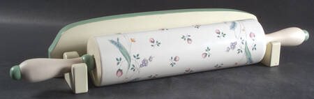 April Rolling Pin W/Wood Wall Hanger