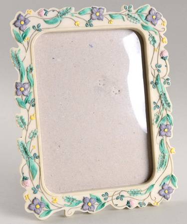 April Sculptured Frame-Holds 5" X 7"