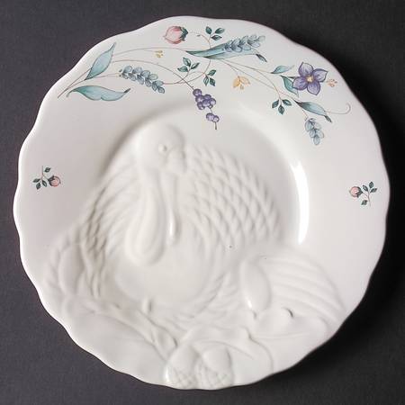 April Turkey Embossed Buffet Plate
