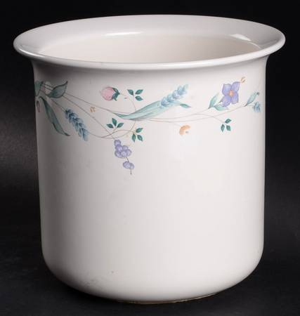 April Large Canister No Lid