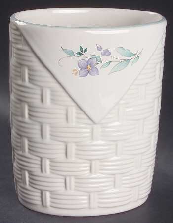 April Basketweave Utensil Holder