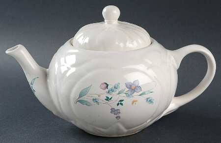 April Embossed Floral Teapot & Lid