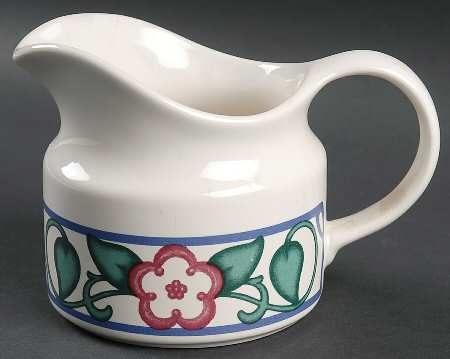 Arbor Vine Gravy Boat