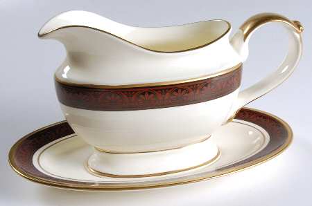 Athens Gravy Boat & Underplate