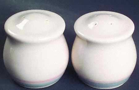 Aura Pink Salt & Pepper Set