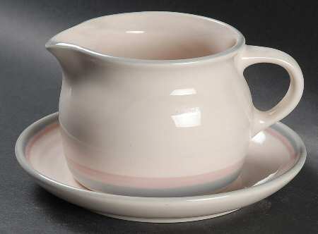 Aura Pink Round Gravy Boat & Underplate